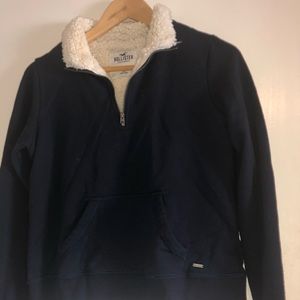 Hollister Fluffy quarter zip